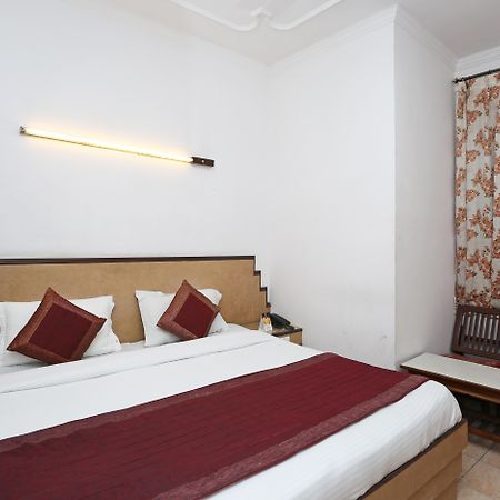 Capital O 10750 Hotel Vivek Nové Dillí Exteriér fotografie